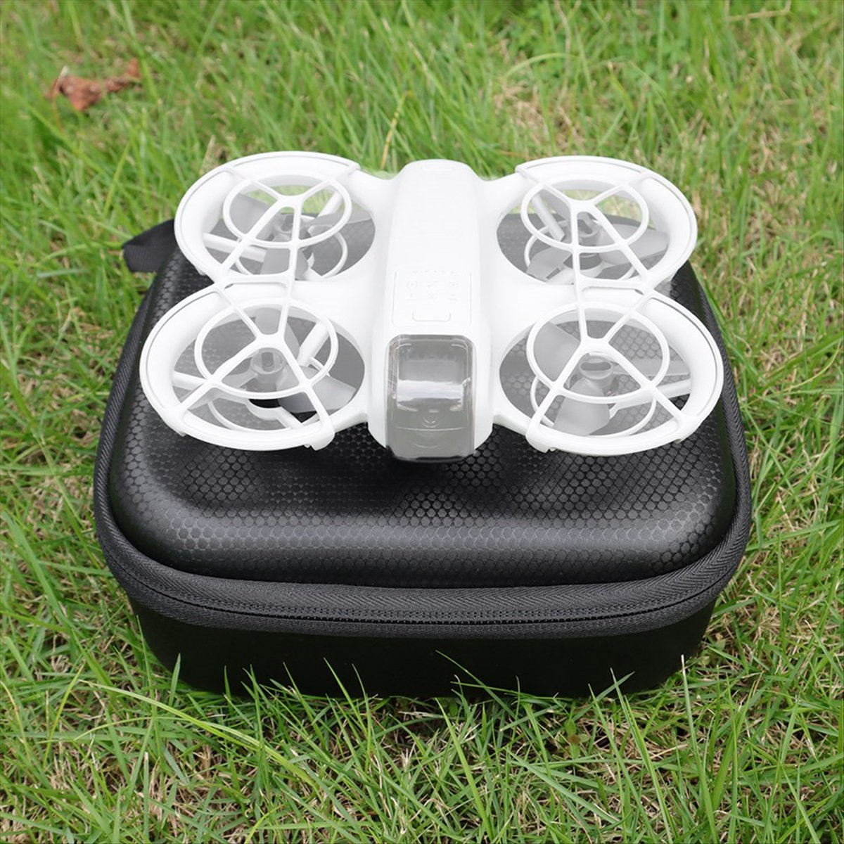 حقيبة حمل محمولة لطائرة نيو در - مراجعة Drone Carrying Case وسعره